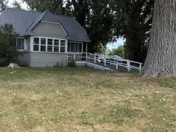 3575 665 N, MENAN, ID 83434