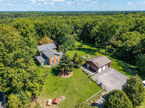 7375 S 1100 E Road, Wolcottville, IN 46795