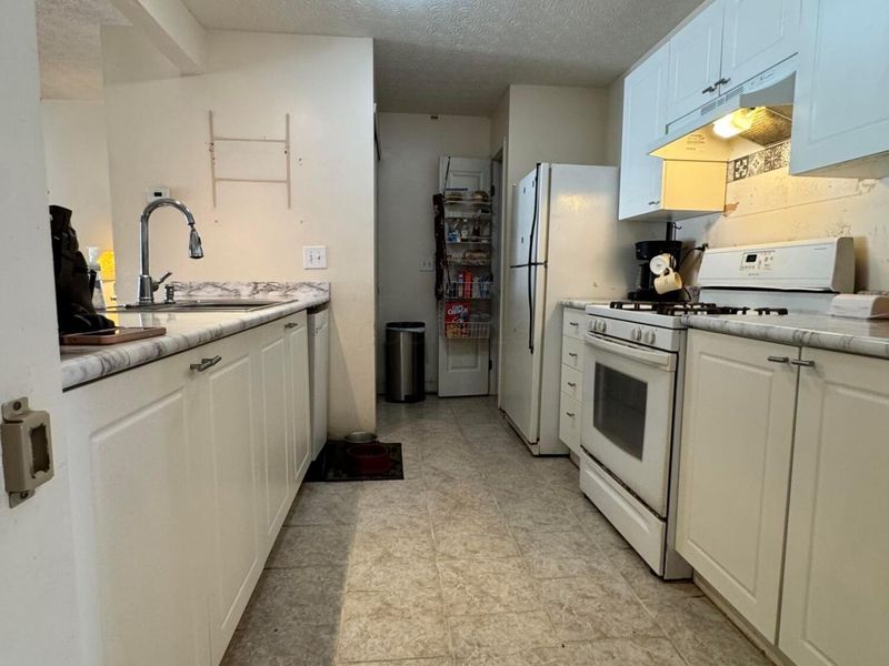 4854 Brice Pond Drive, Canal Winchester, OH 43110 Photo 7