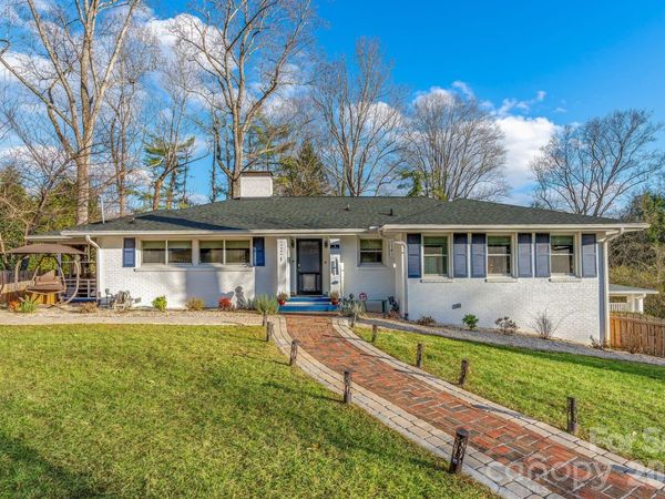 2 Bevlyn Drive, Asheville, NC 28803