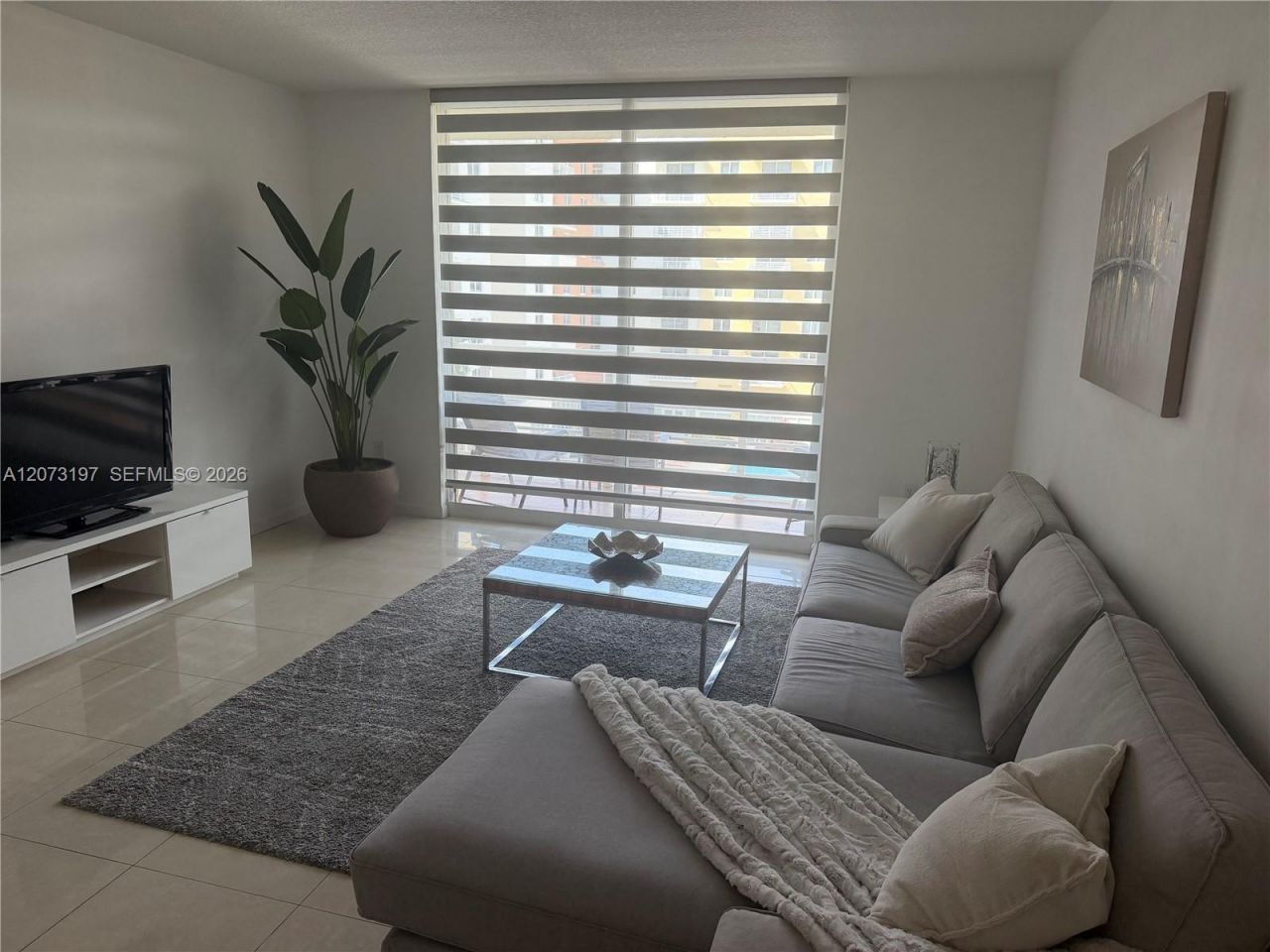 2775 NE 187th St, Unit 419, Aventura, FL 33180 Photo