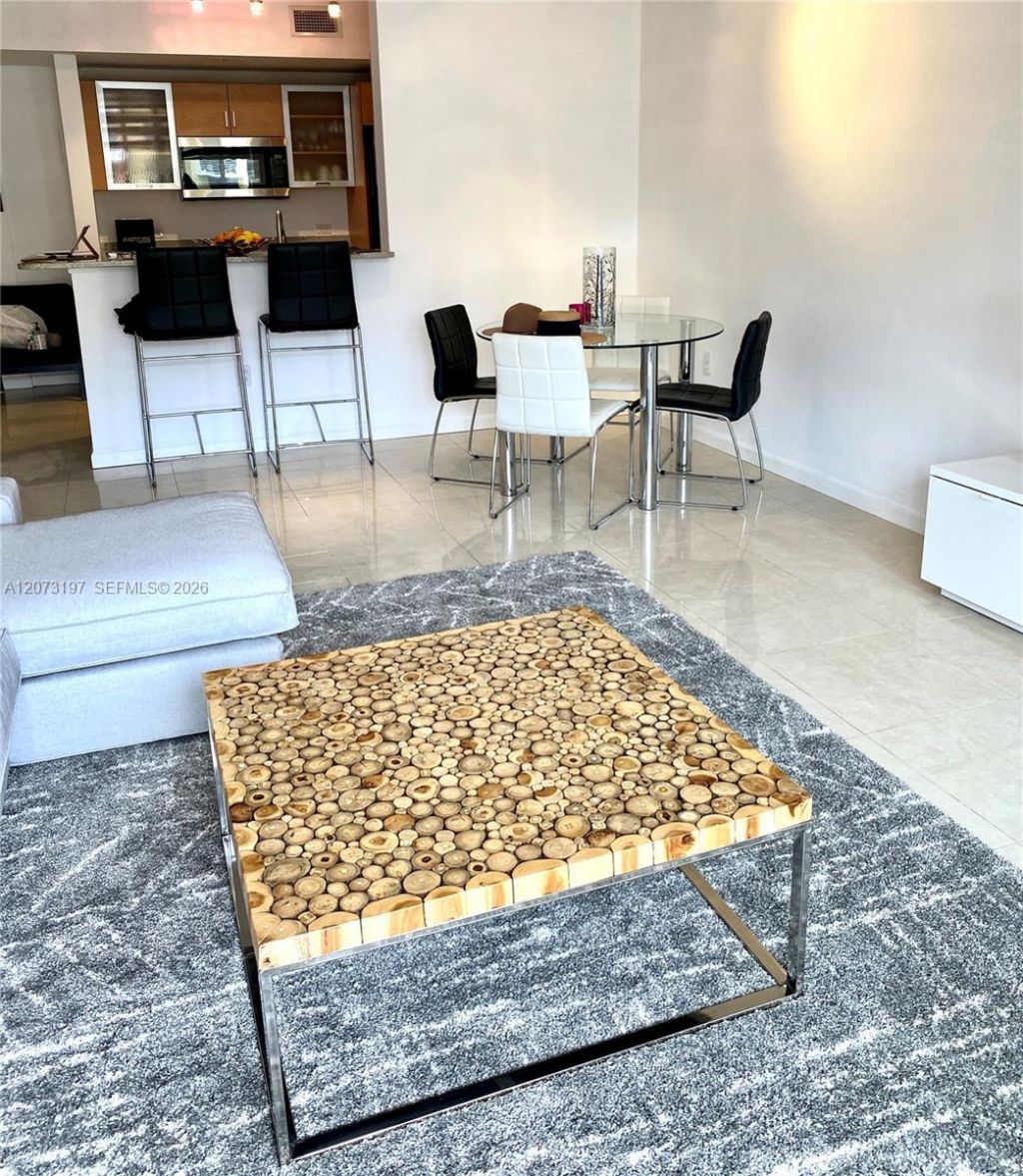 2775 NE 187th St , Unit 419, Aventura, FL 33180 Photo