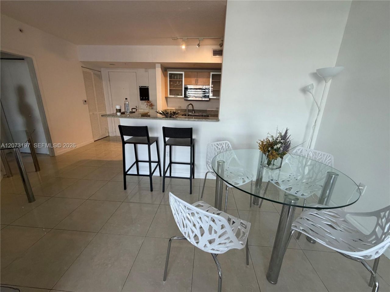 2775 NE 187th St, Unit 419, Aventura, FL 33180 Photo