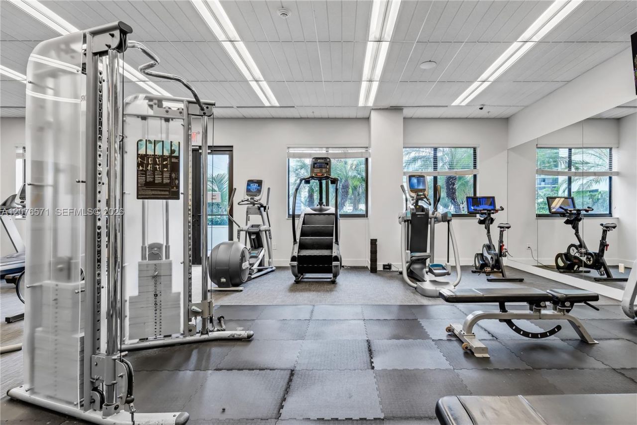999 SW 1st Ave, Unit 1114, Miami, FL 33130 Photo