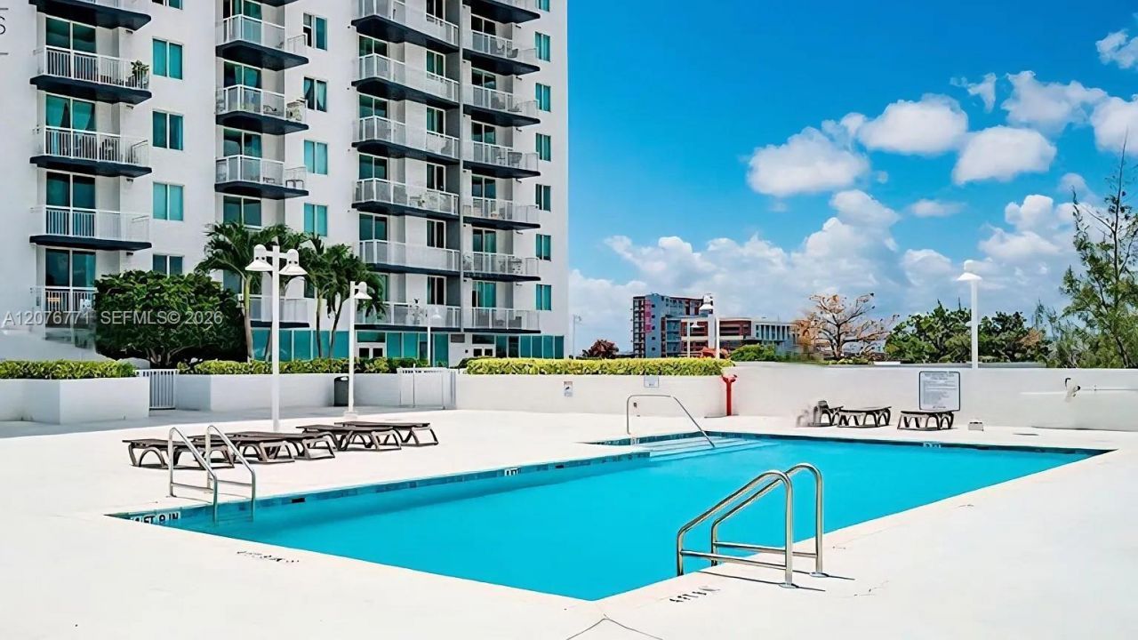 275 NE 18th St , Unit PH-10, Miami, FL 33132 Photo