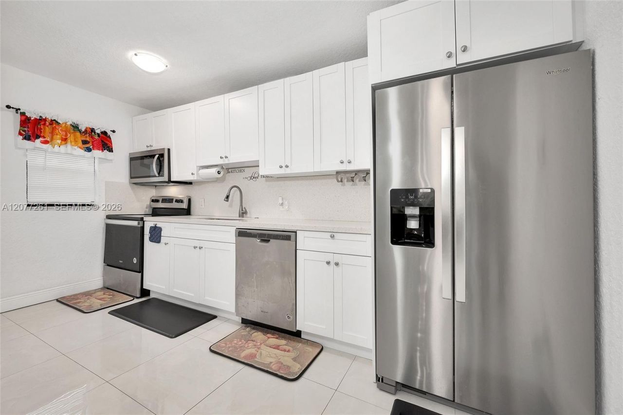 2420 NW 22nd Rd , Fort Lauderdale, FL 33311 Photo