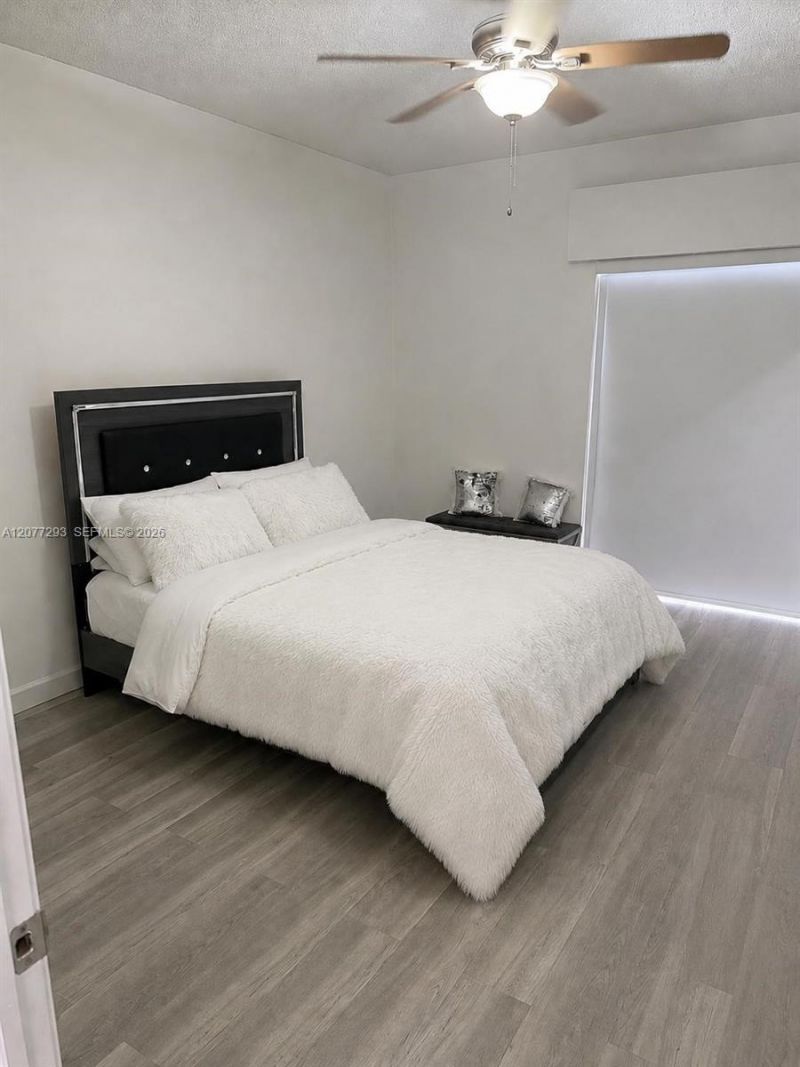 9171 Fontainebleau Blvd, Unit 5, Miami, FL 33172 Photo