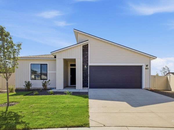 683 W Novak Dr, Emmett, ID 83617