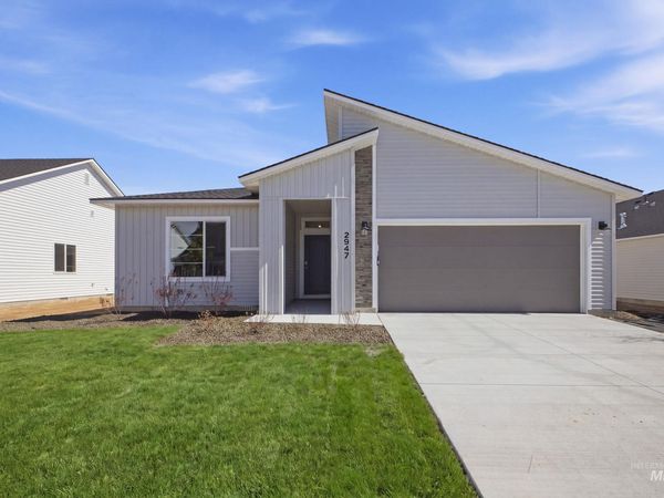 683 W Novak Dr, Emmett, ID 83617