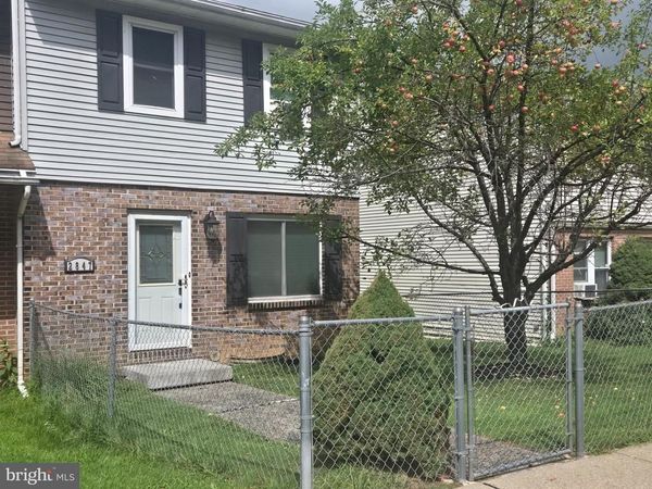 2847 RHONDA LANE , ALLENTOWN, PA 18103
