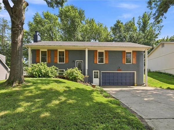 5519 NW Verlin Drive, Kansas City, MO 64152