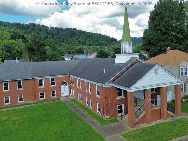 5502 Noyes Avenue, Charleston, WV 25304