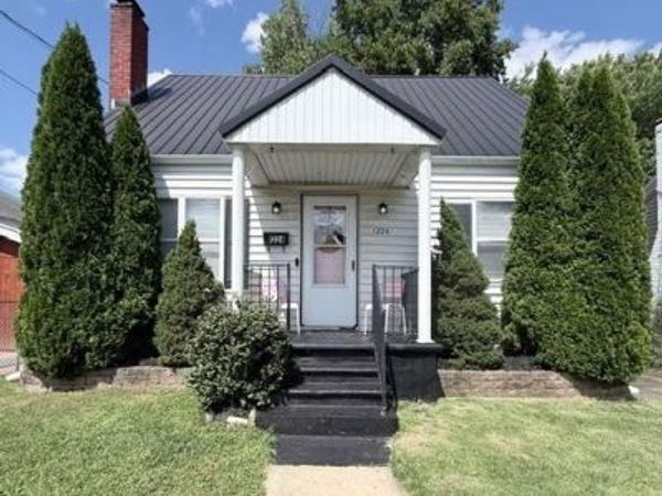 1224 Moore Avenue, Dunbar, WV 25064