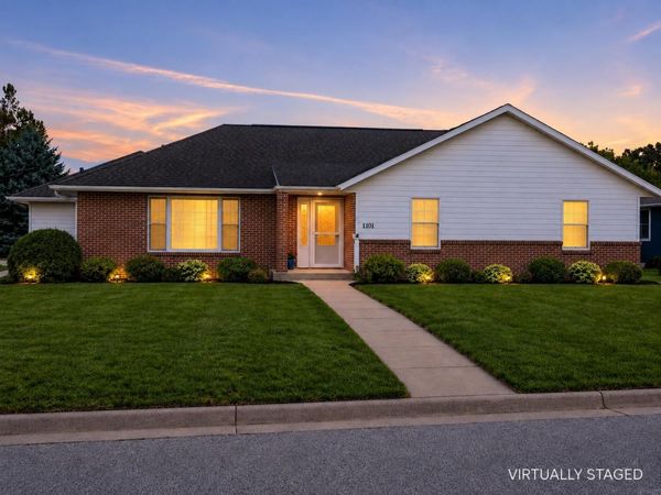 1101 Linden St, Decorah, IA 52101