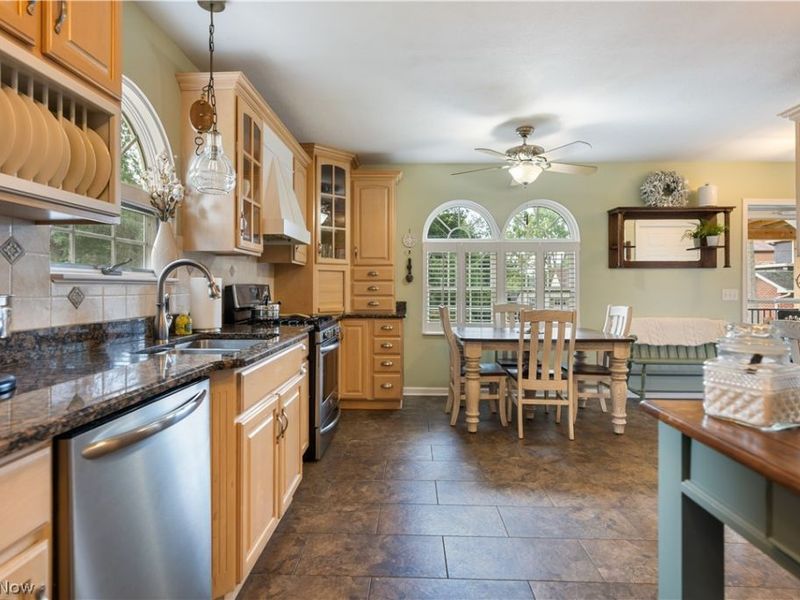1519 11th Street NE, Massillon, OH 44646 Photo 10