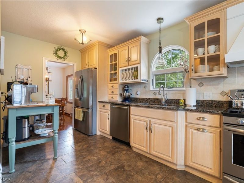 1519 11th Street NE, Massillon, OH 44646 Photo 13