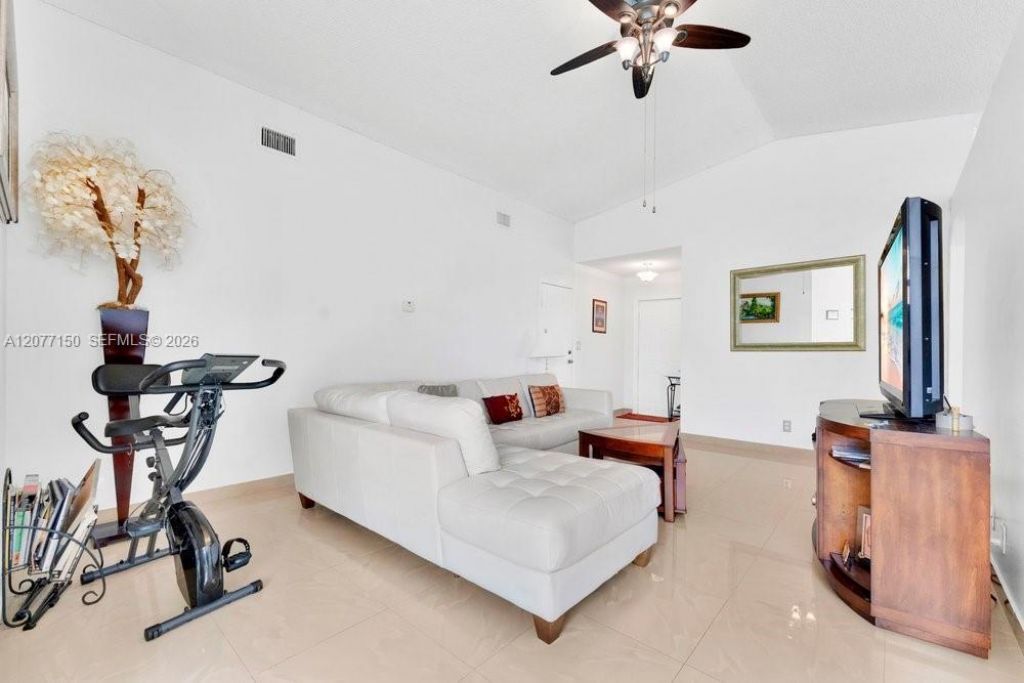 8021 SW 158th Pl, Miami, FL 33193 Photo
