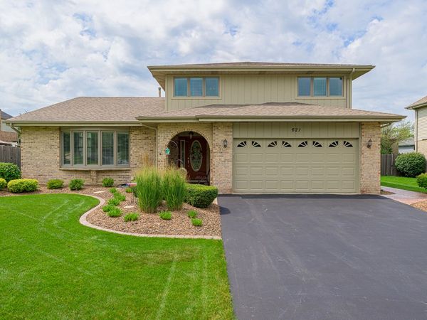 621 Vanderbilt Drive , New Lenox, IL 60451