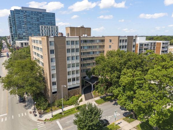 151 N Kenilworth Avenue , Unit 4G, Oak Park, IL 60301