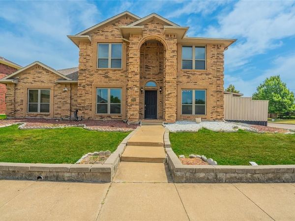 6802 Silver Lake Drive, Rowlett, TX 75089