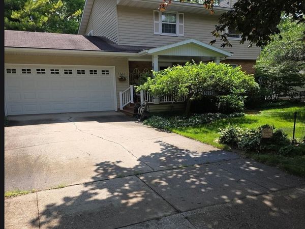 1222 S PARK AVENUE, Neenah, WI 54952