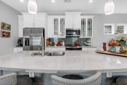 301 Splendor Circle  photo 4