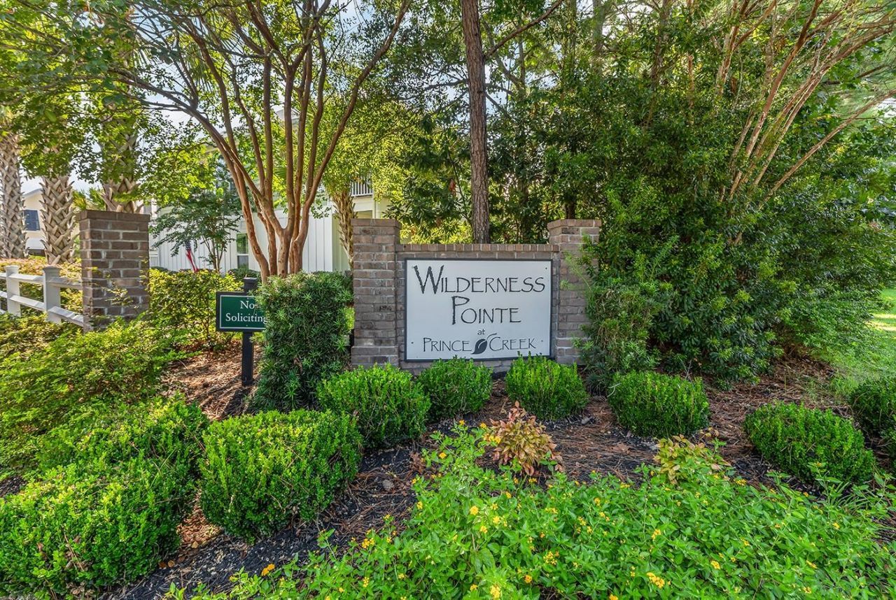 301 Splendor Circle  Photo 51