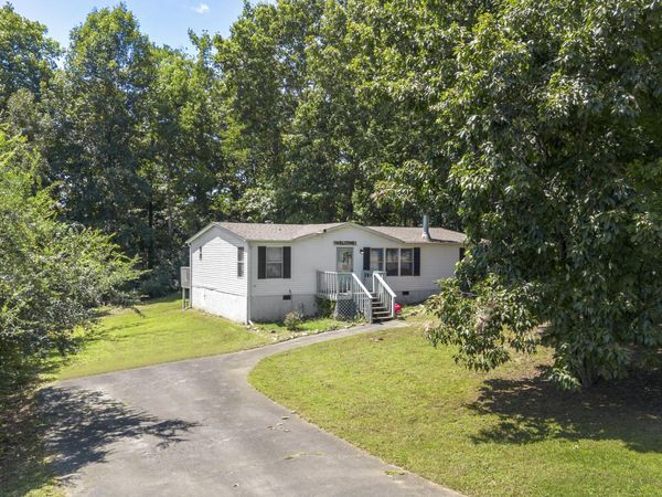 210 W Meadows Lane, Cleveland, TN 37312