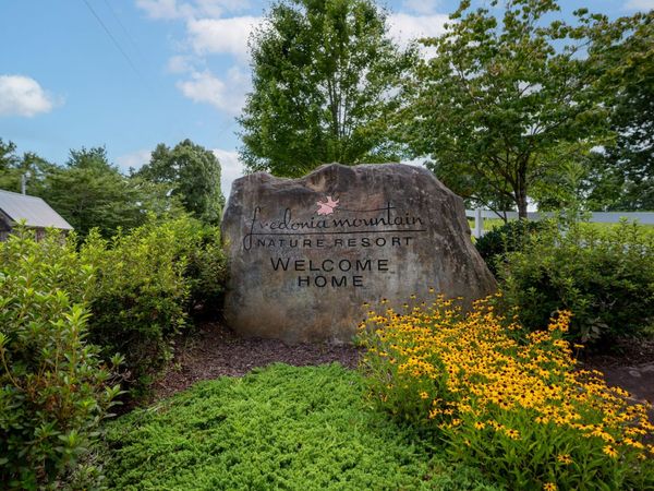 243 Roaring Creek Road, Dunlap, TN 37327