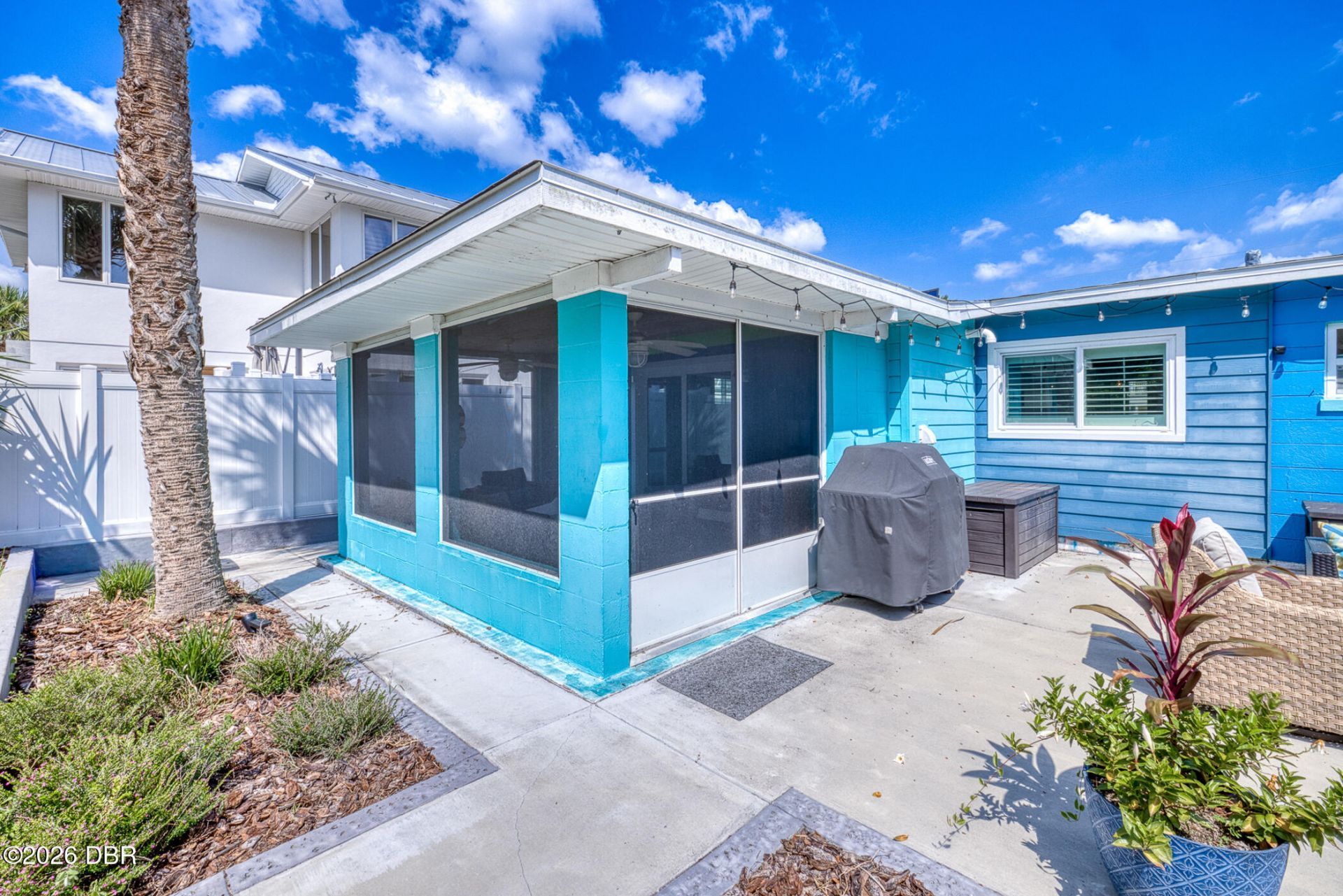 839 E 10th Avenue, New Smyrna Beach, FL 32169 Photo