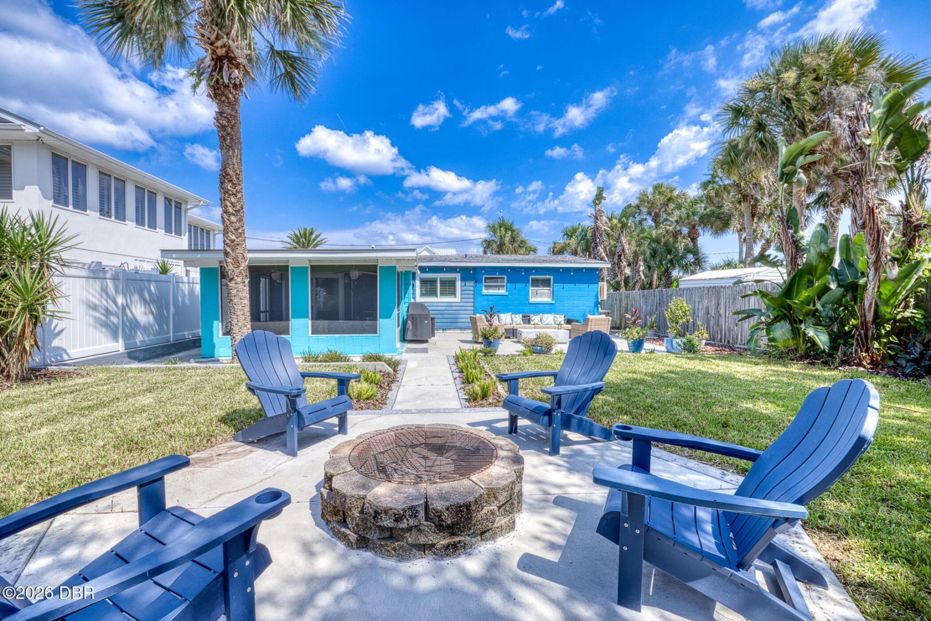 839 E 10th Avenue, New Smyrna Beach, FL 32169 Photo