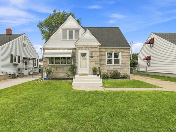 67 June Road , Buffalo, NY 14217