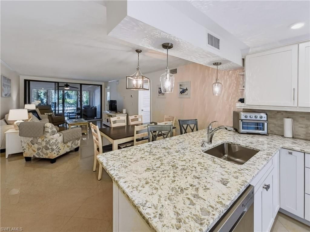 3370 10th St N, Unit 1304, Naples, FL 34103 Photo