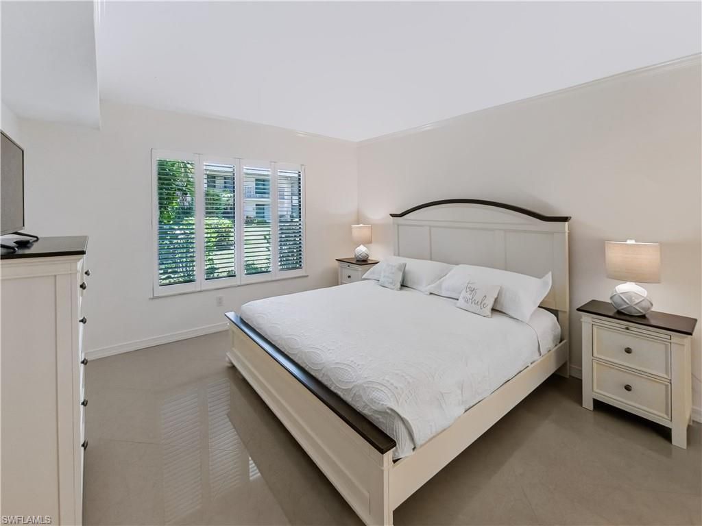 3370 10th St N, Unit 1304, Naples, FL 34103 Photo