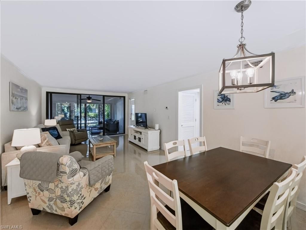 3370 10th St N, Unit 1304, Naples, FL 34103 Photo