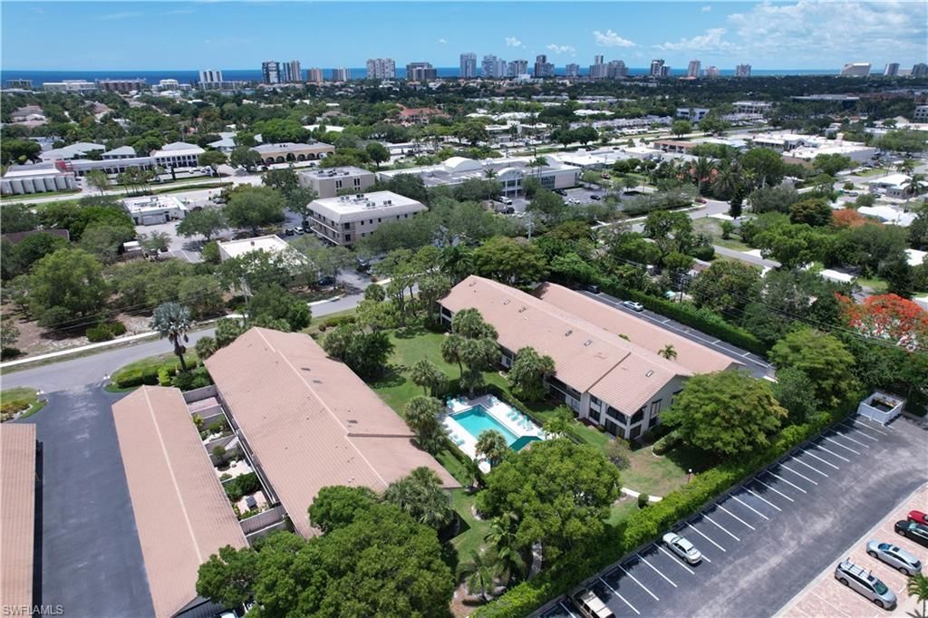 3370 10th St N, Unit 1304, Naples, FL 34103 Photo