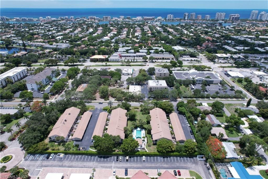 3370 10th St N, Unit 1304, Naples, FL 34103 Photo