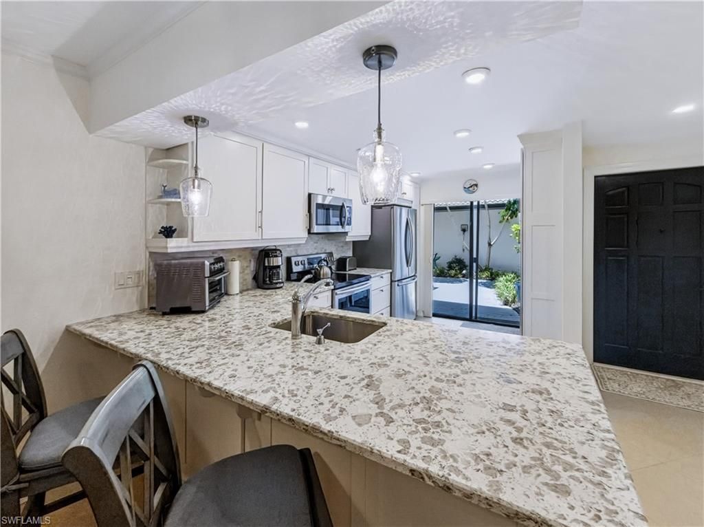 3370 10th St N, Unit 1304, Naples, FL 34103 Photo