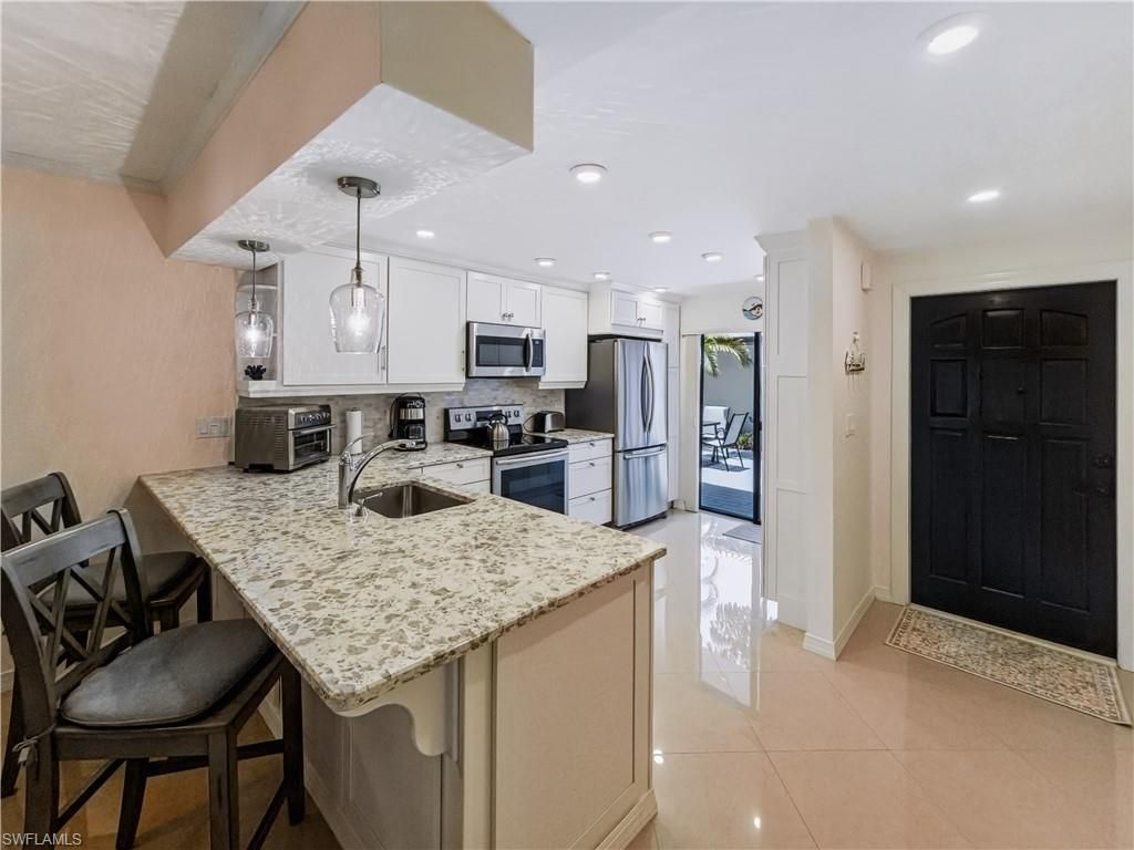 3370 10th St N, Unit 1304, Naples, FL 34103 Photo