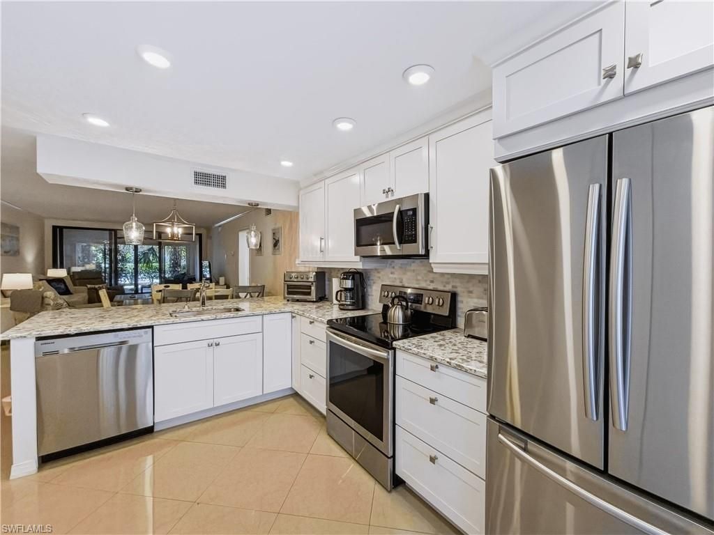 3370 10th St N, Unit 1304, Naples, FL 34103 Photo