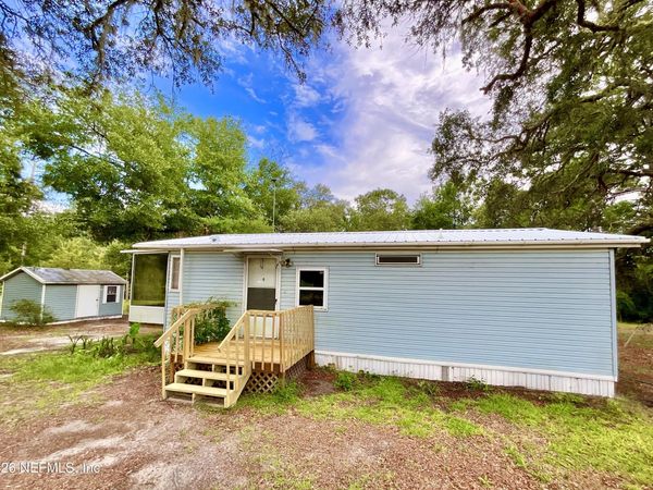 107 CRYSTAL LAKE Drive, Melrose, FL 32666
