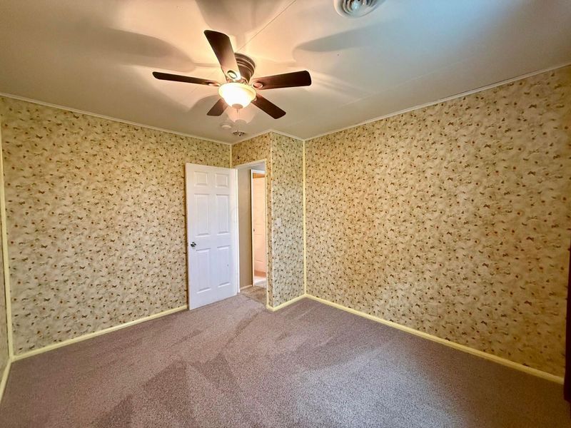 1427 E Southern Avenue, Bucyrus, OH 44820 Photo 15