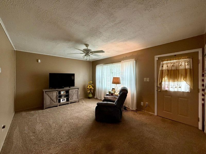 1427 E Southern Avenue, Bucyrus, OH 44820 Photo 7