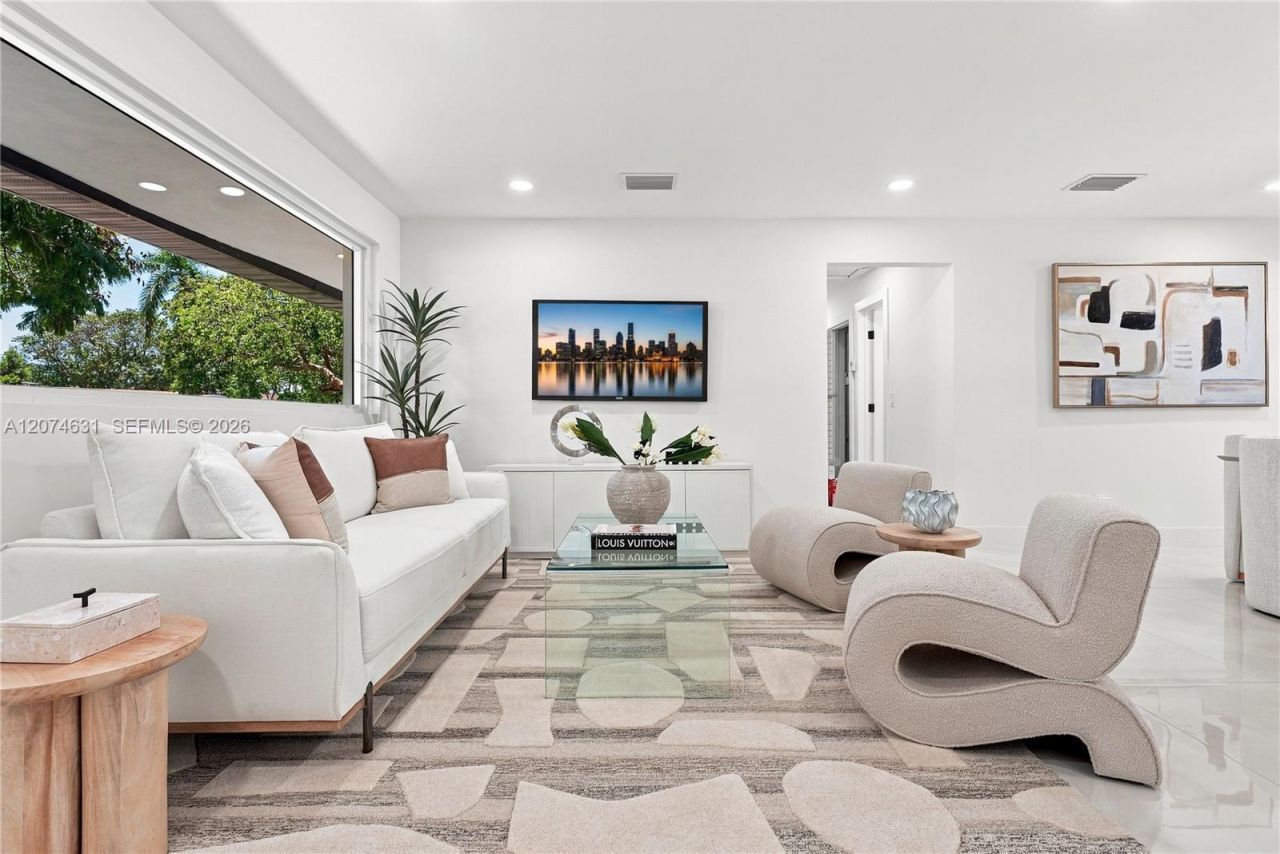 4801 Tyler St , Hollywood, FL 33021 Photo