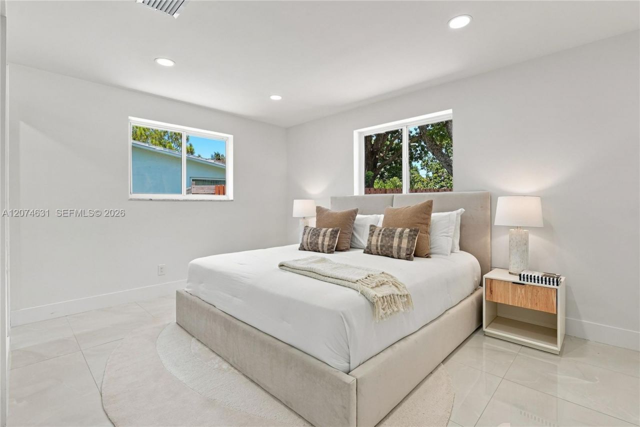 4801 Tyler St , Hollywood, FL 33021 Photo