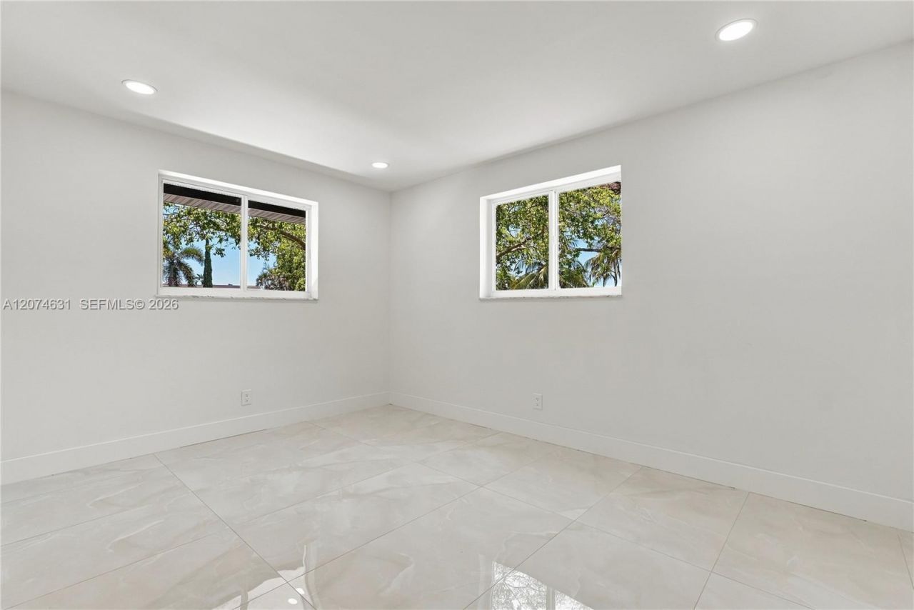 4801 Tyler St , Hollywood, FL 33021 Photo