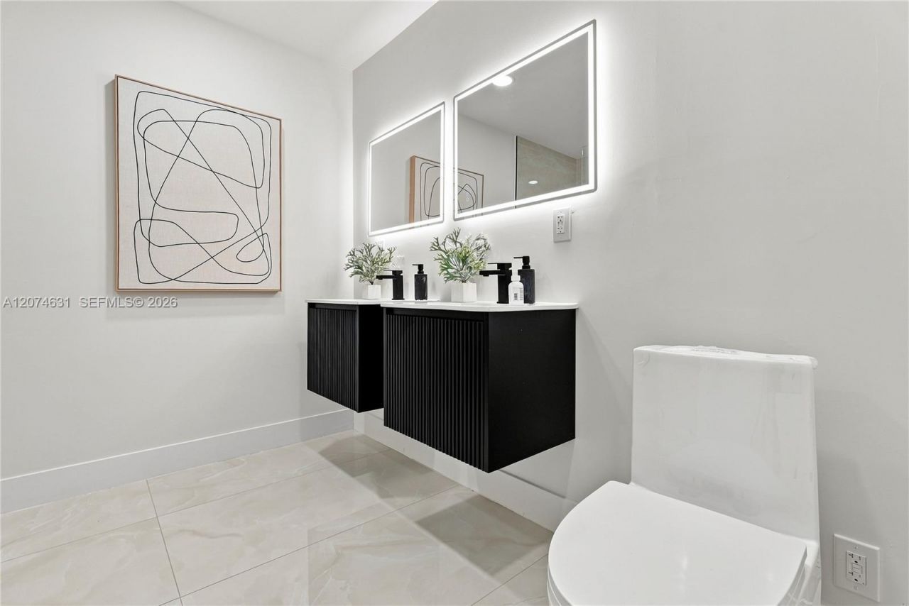 4801 Tyler St , Hollywood, FL 33021 Photo