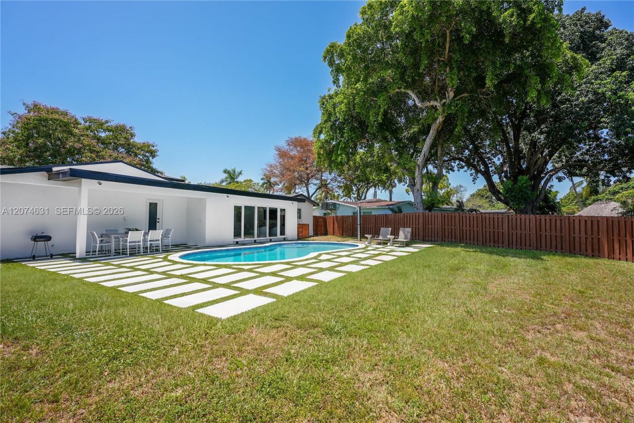 4801 Tyler St , Hollywood, FL 33021 Photo