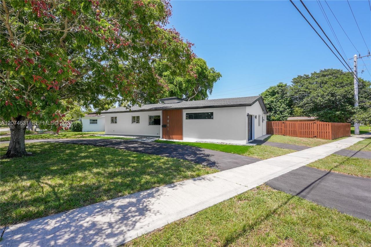 4801 Tyler St , Hollywood, FL 33021 Photo