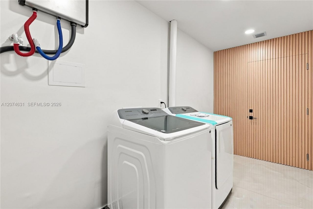 4801 Tyler St , Hollywood, FL 33021 Photo